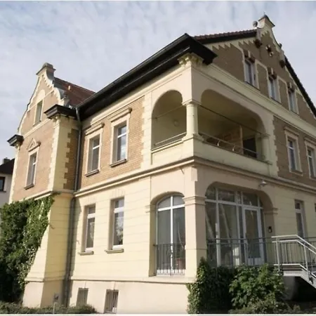 Ferienwohnung Direkt Am Kurpark Mit Gradierwerk Solestadt Bad Dürrenberg Zewnętrze zdjęcie